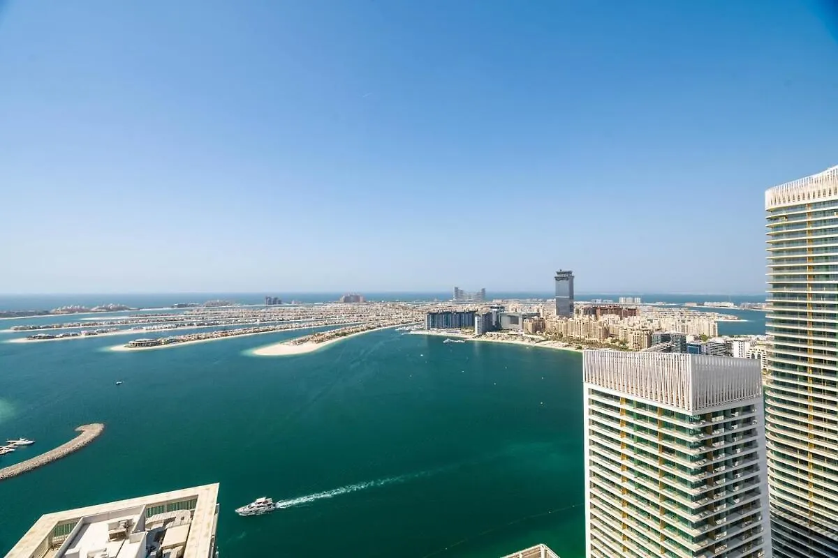 Luxury 3Br Penthouse Retreat - Private Beach & Marina Views Dubai Apartment